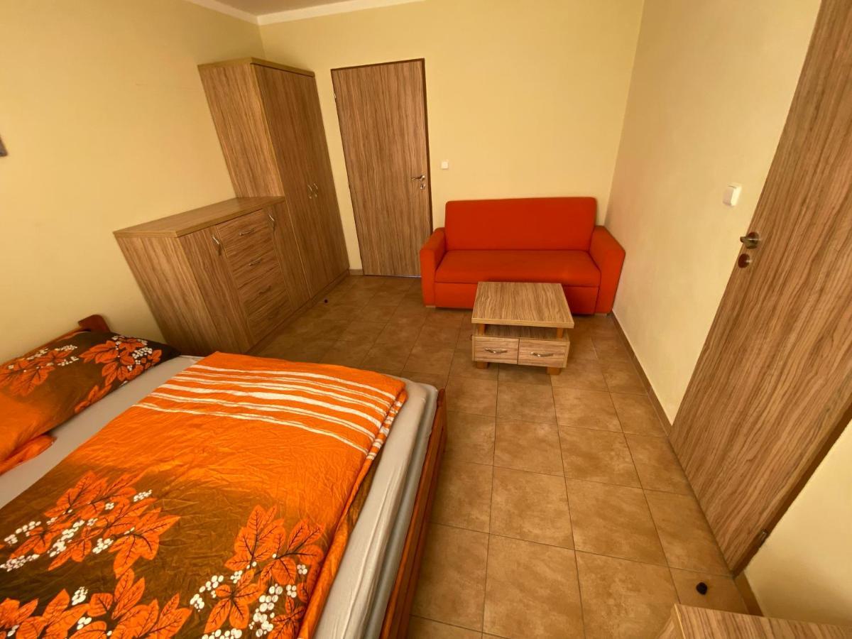 Apartment F - Svobodenka *